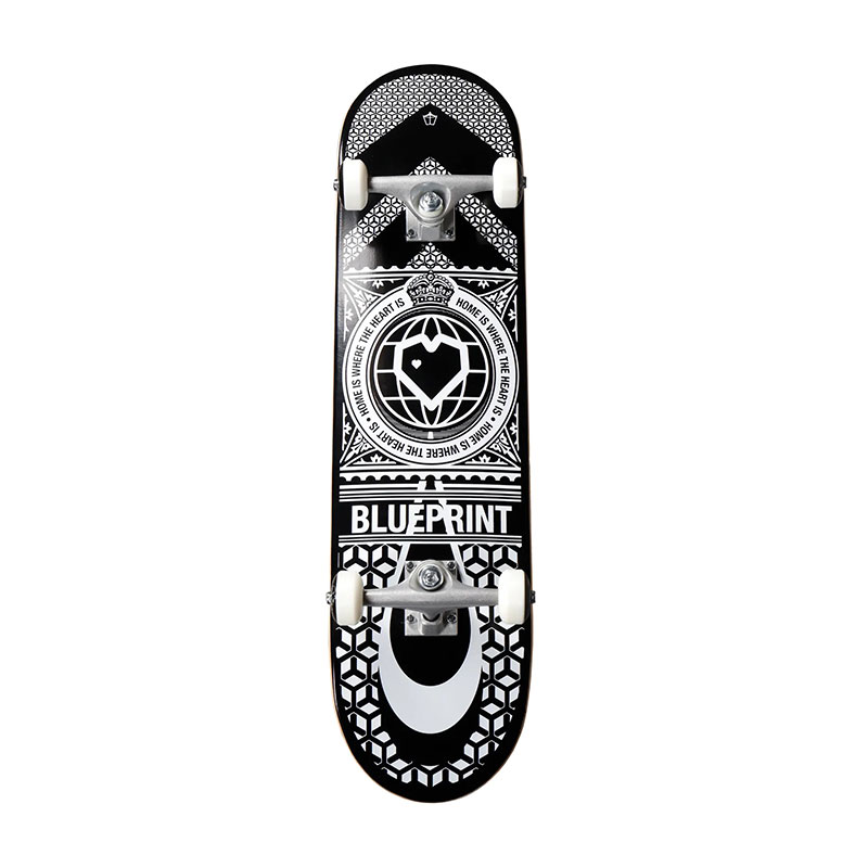 Blueprint Home Heart complete 8″ black/white skrituļdēlis