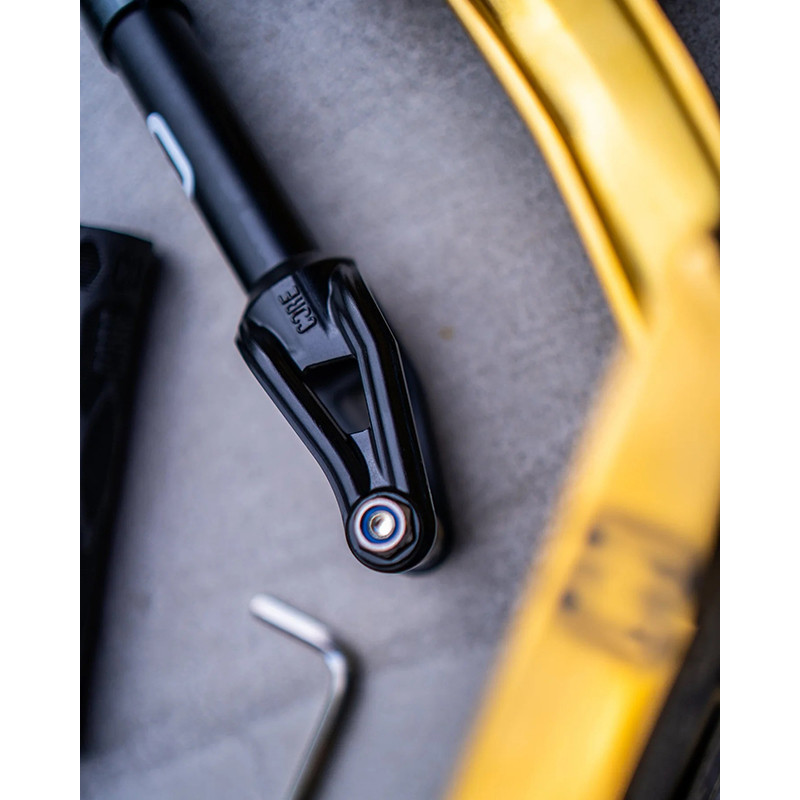 CORE ST2 SCS fork black pro skrejriteņu dakša