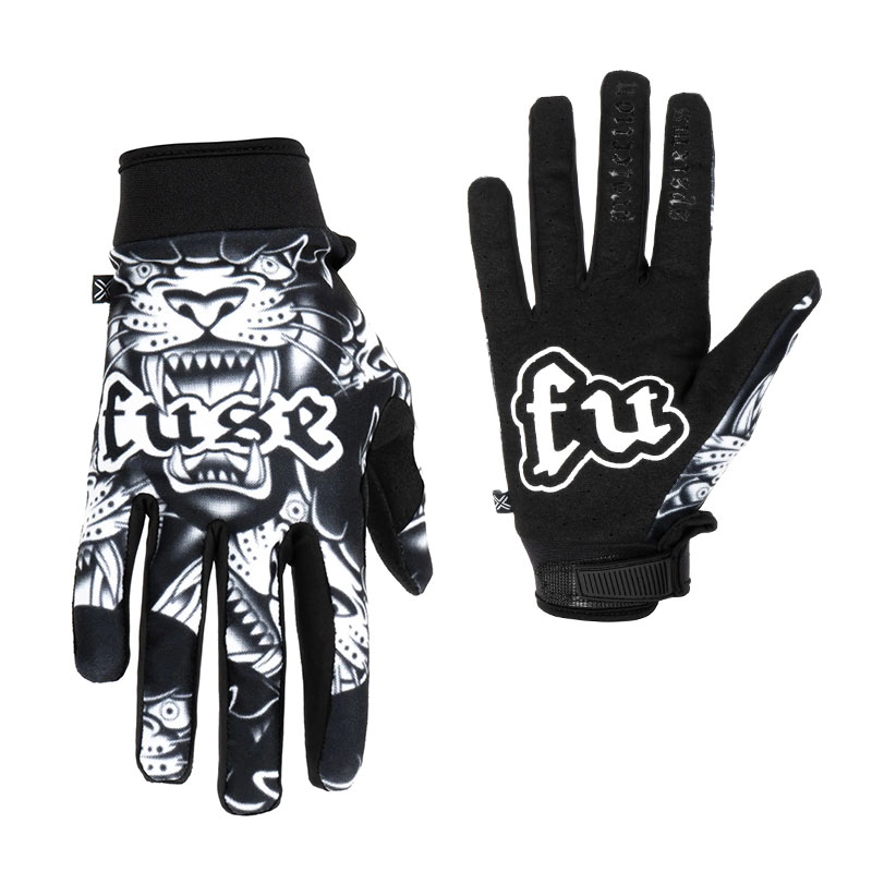 Fuse Alpha jaguar white gloves cimdi