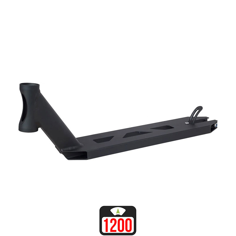 Striker Lux pro 4.5x19.3″ black skrejriteņu deks