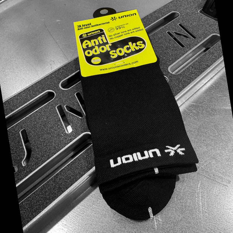 Union anti odor scooter socks black zeķes